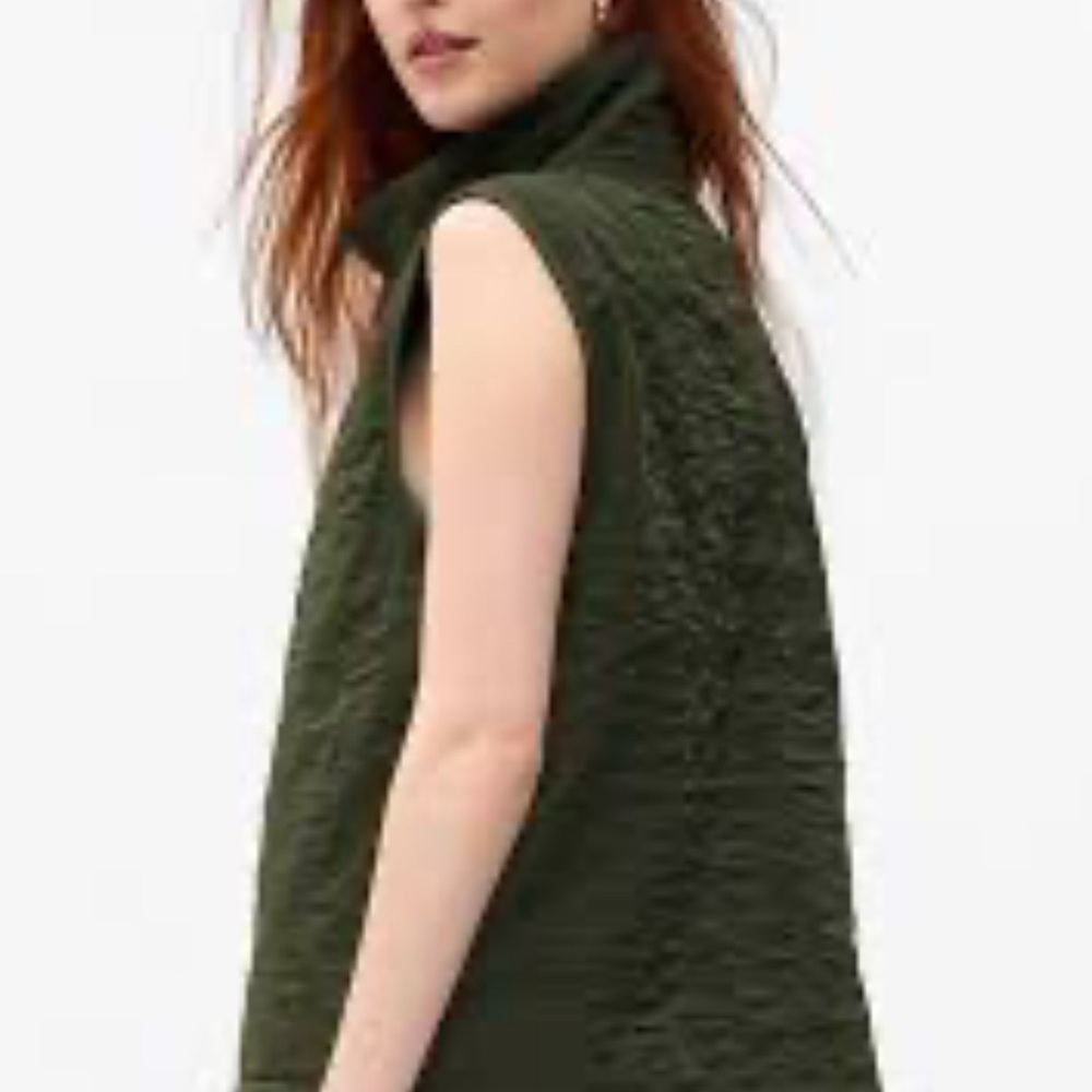 Gap Fit Vest